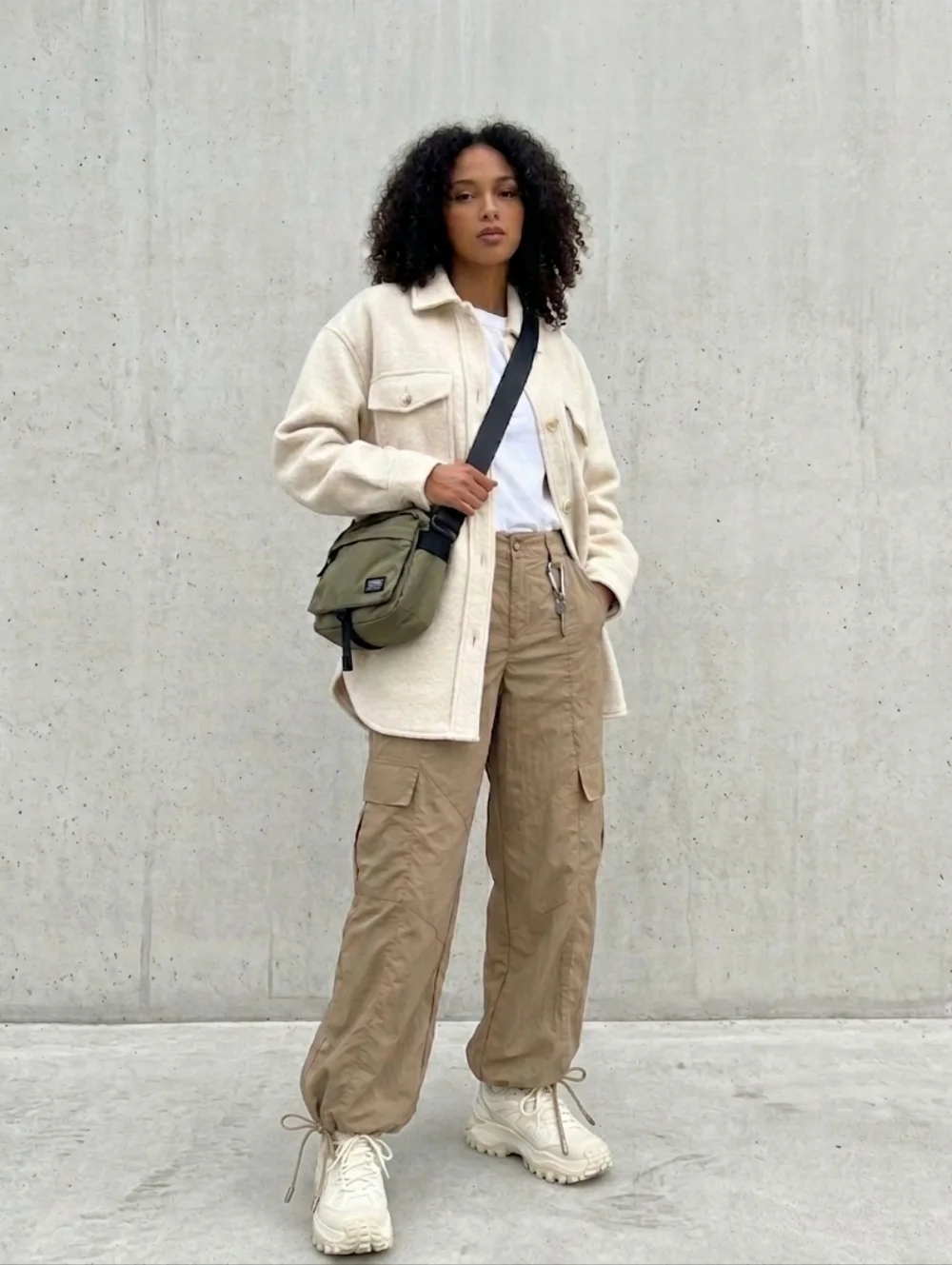 Know One Cares Tan Nylon Utility Cargo Pants | Size Medium - Picture 7 of 10